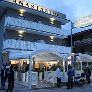 Anastasi E Hotel